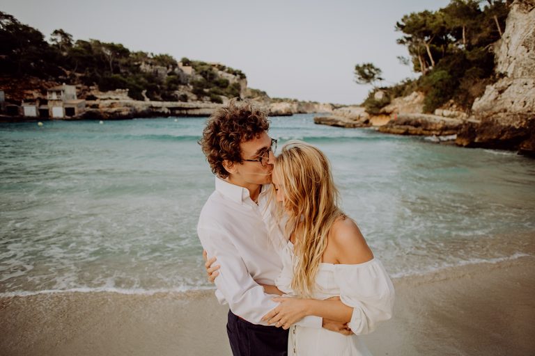 Mallorca engagement photographer Cala Lombards Santanyi